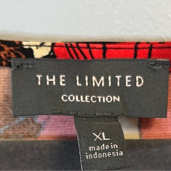 The Limited Blouse Chintzy Floral Pattern Flare Sleeve Top Sz XL NWT Holiday - Picture 5 of 8